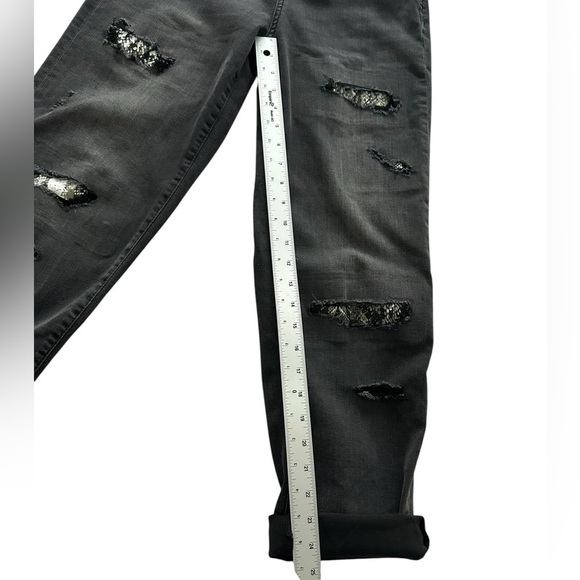 INCDenim boyfriend black distressed jeans w/snake print detail size 2/26 - Picture 8 of 16